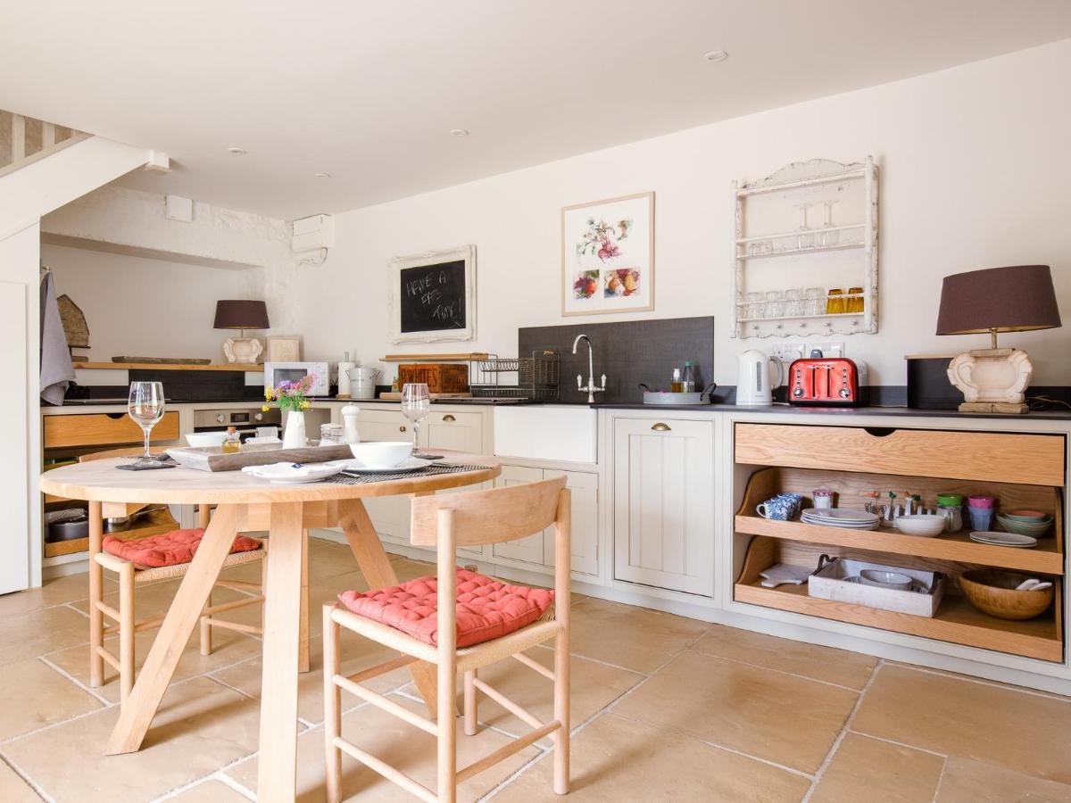 Apple Store Holiday home Charlbury