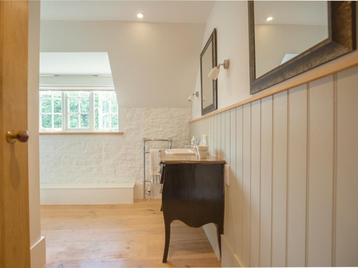 Apple Store Holiday home Charlbury